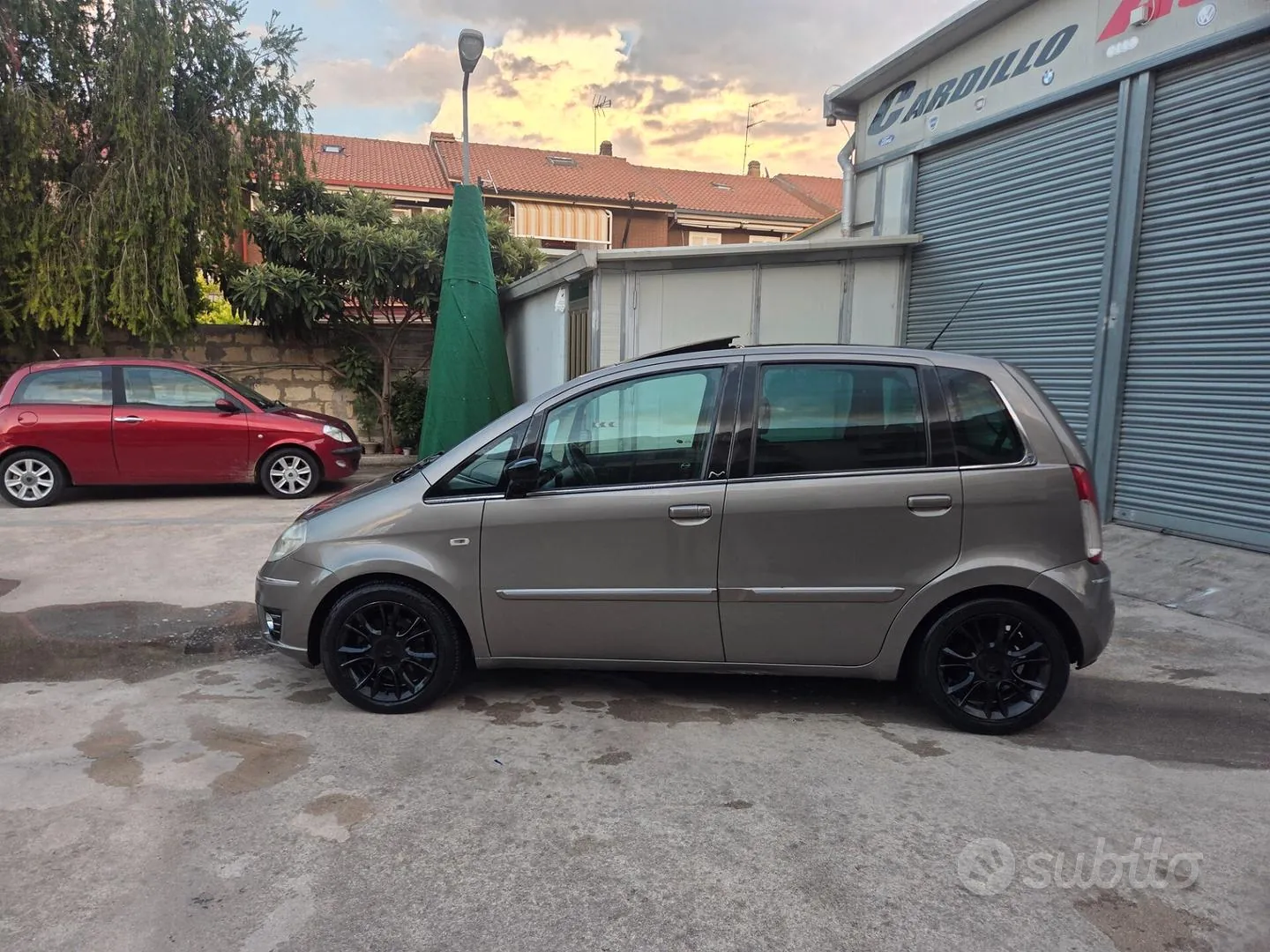 Lancia Musa 2008 photo 2