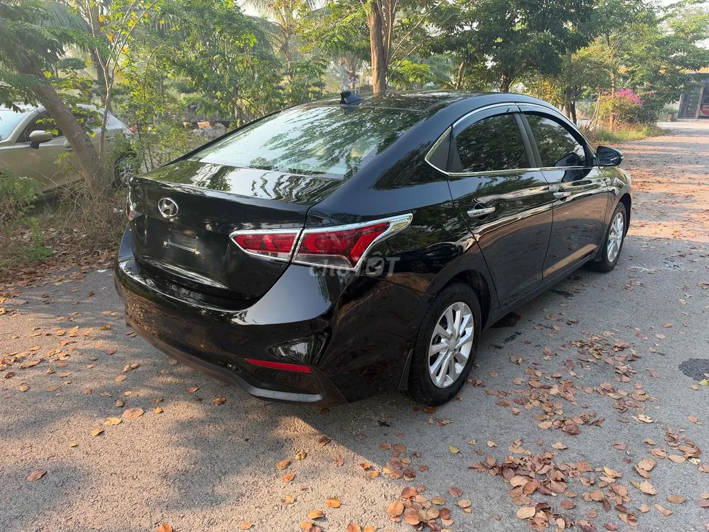 Hyundai Accent 2018 photo 5