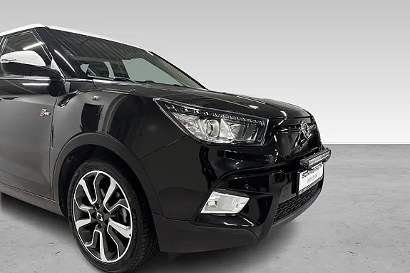 KG Mobility Tivoli 2016 photo 2