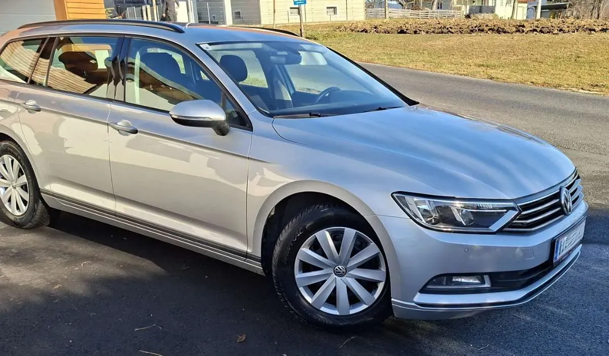 Volkswagen Passat 2017 photo 2