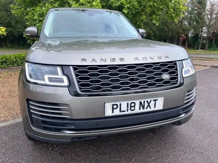 Land Rover Range Rover 2018 photo 2