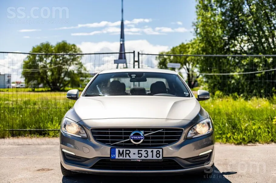 Volvo S60 2014 photo 3