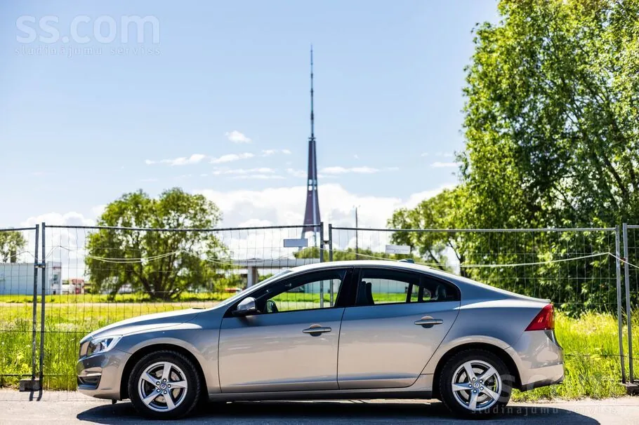 Volvo S60 2014 photo 4