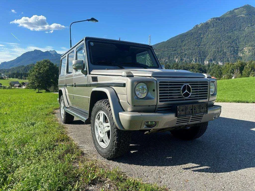 Mercedes-Benz G-Class 2002 photo 2