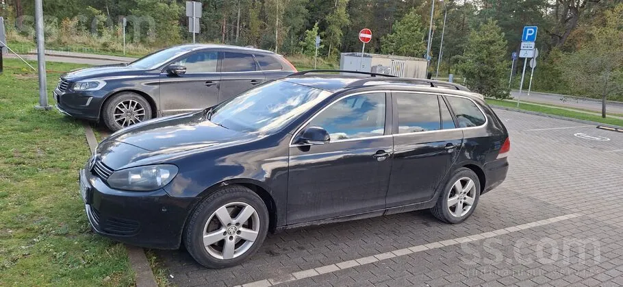 Volkswagen Golf Variant 2011 photo 2