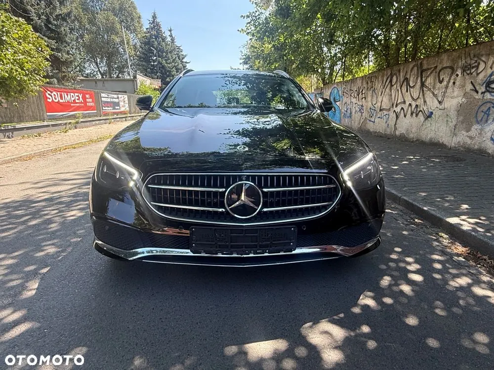 Mercedes-Benz E-Class 2020 photo 4