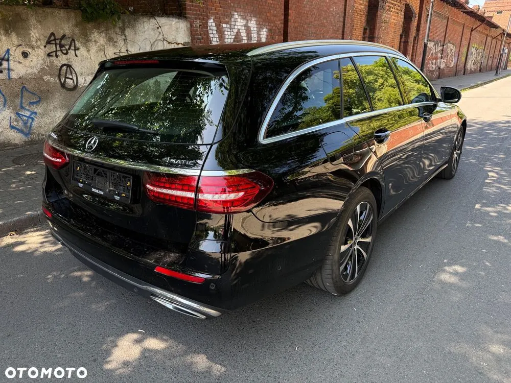 Mercedes-Benz E-Class 2020 photo 5
