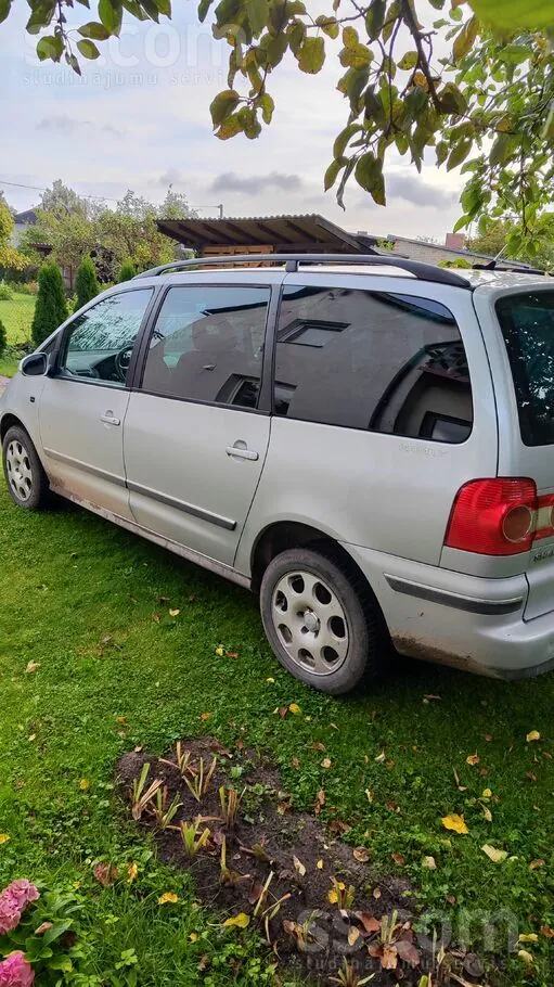 Volkswagen Sharan 2004 photo 2
