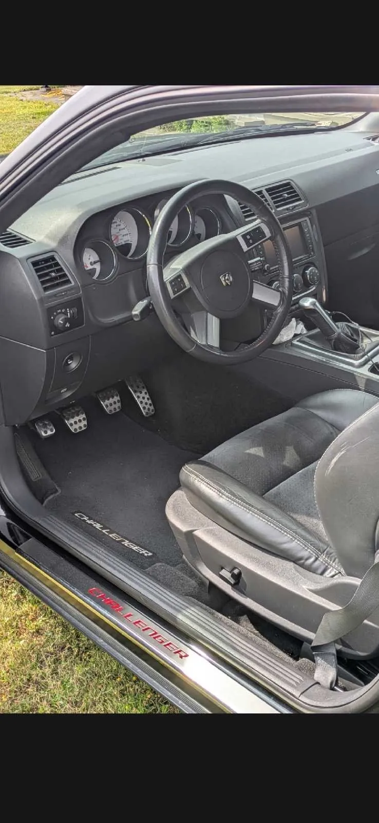 Dodge Challenger 2009 photo 4