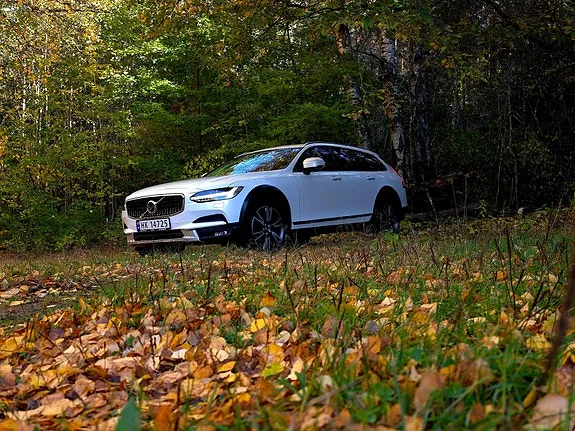Volvo V90 Cross Country