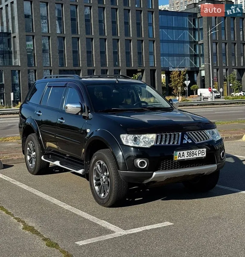 Mitsubishi Pajero Sport