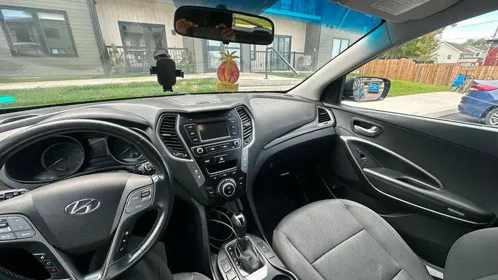 Hyundai Santa Fe 2017 photo 3
