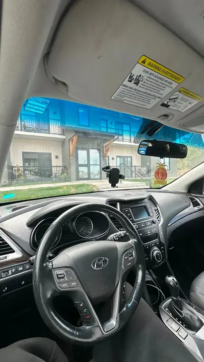 Hyundai Santa Fe 2017 photo 2