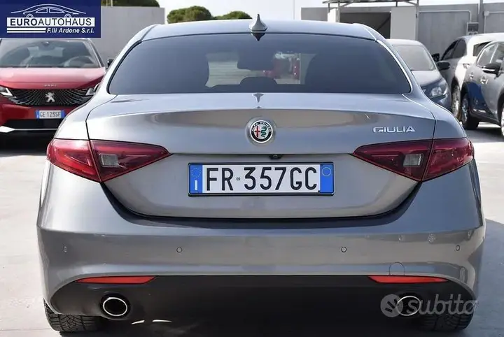 Alfa Romeo Giulia 2018 photo 5