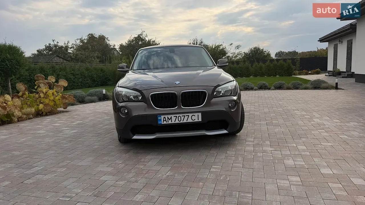 BMW X1 2012 photo 3