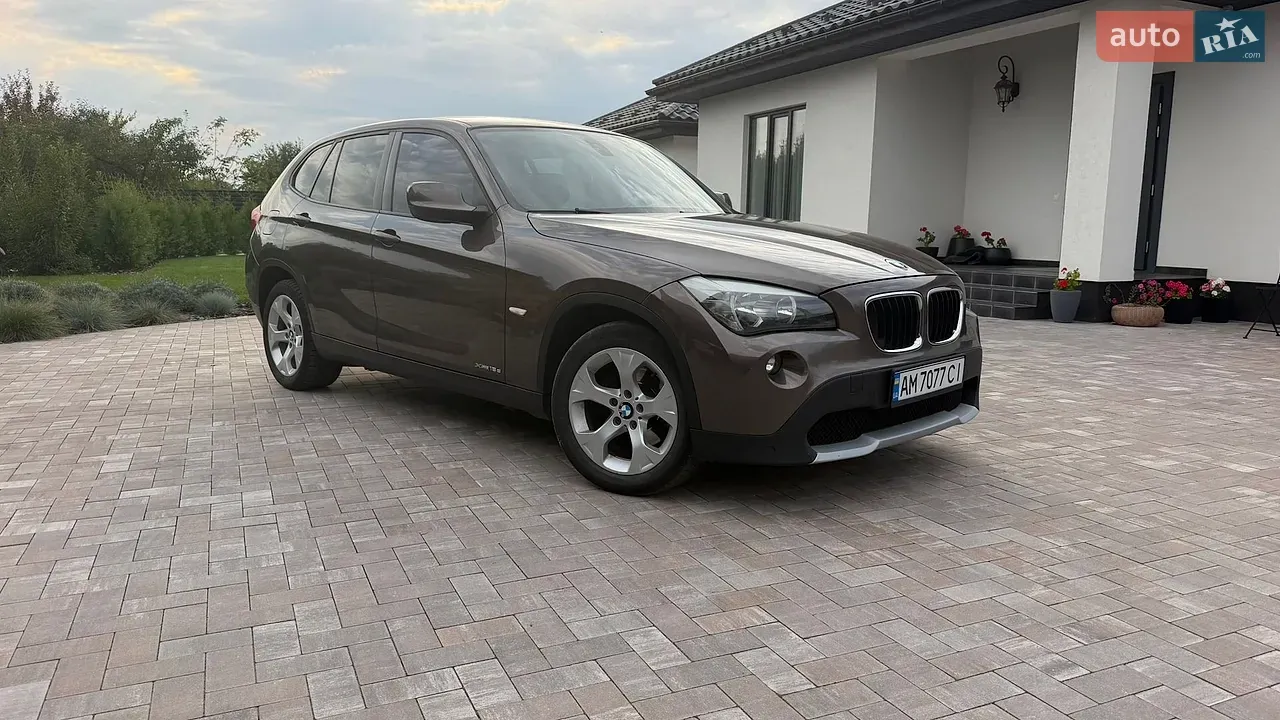 BMW X1 2012 photo 2