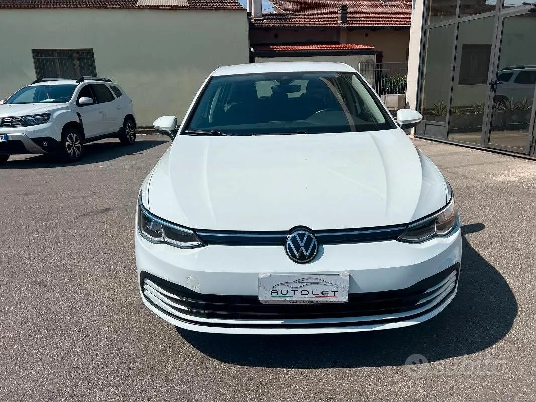 Volkswagen Golf 2021 photo 2