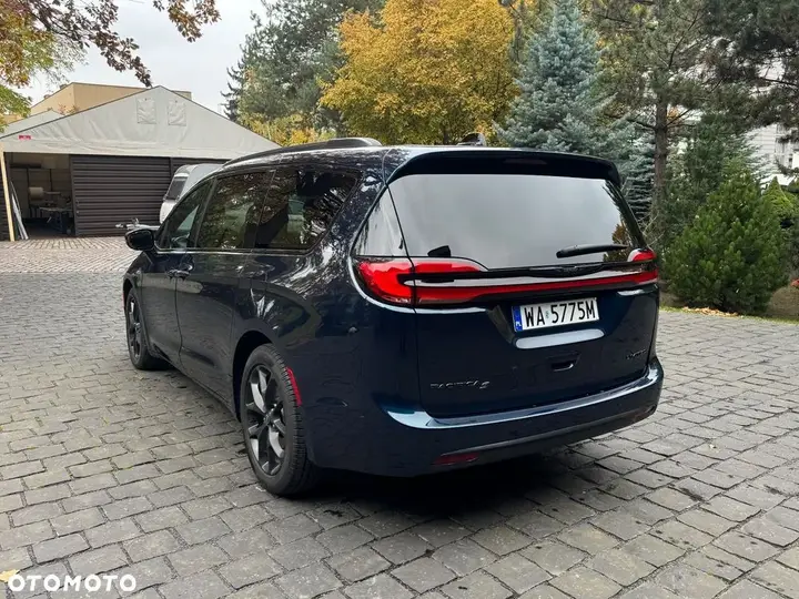 Chrysler Pacifica 2025 photo 5