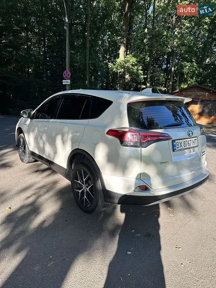 Toyota Rav4 2016 photo 5