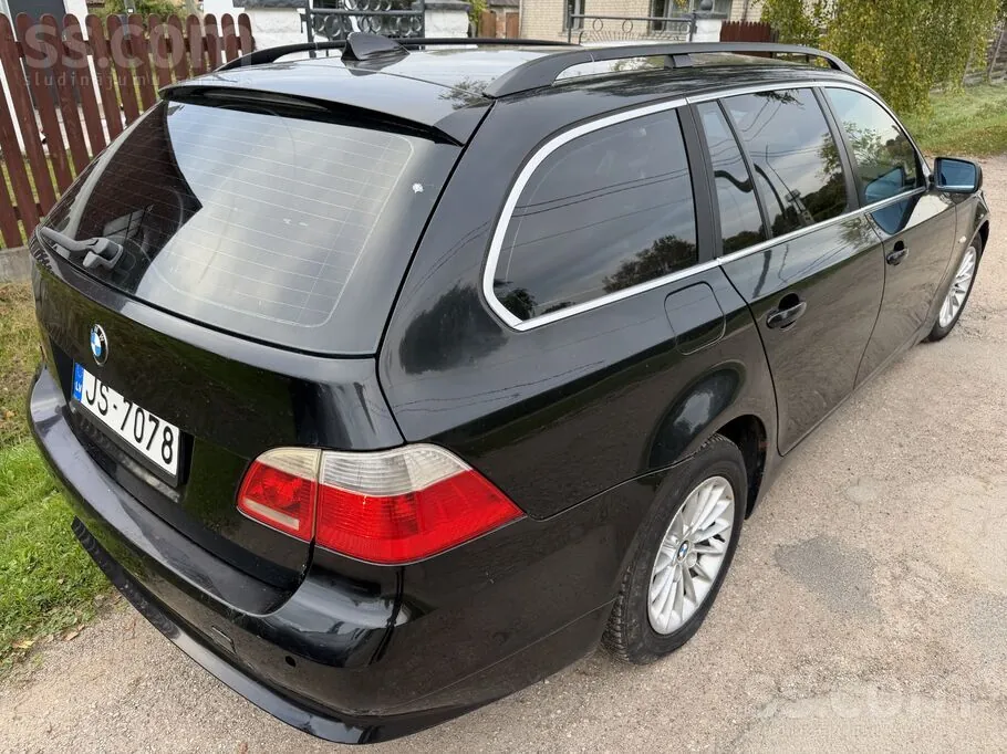BMW 530D 2004 photo 3
