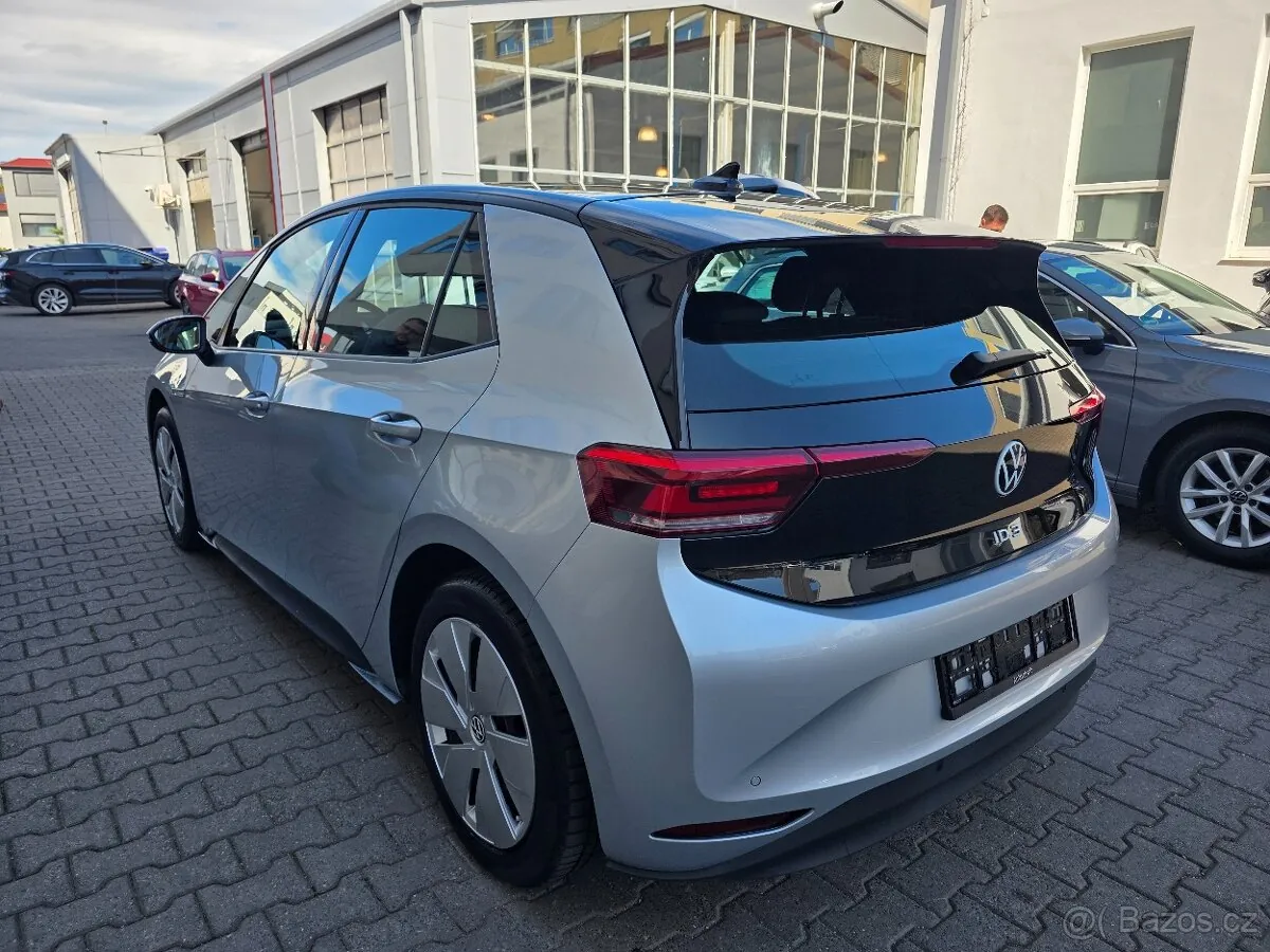 Volkswagen Id.3 2023 photo 5