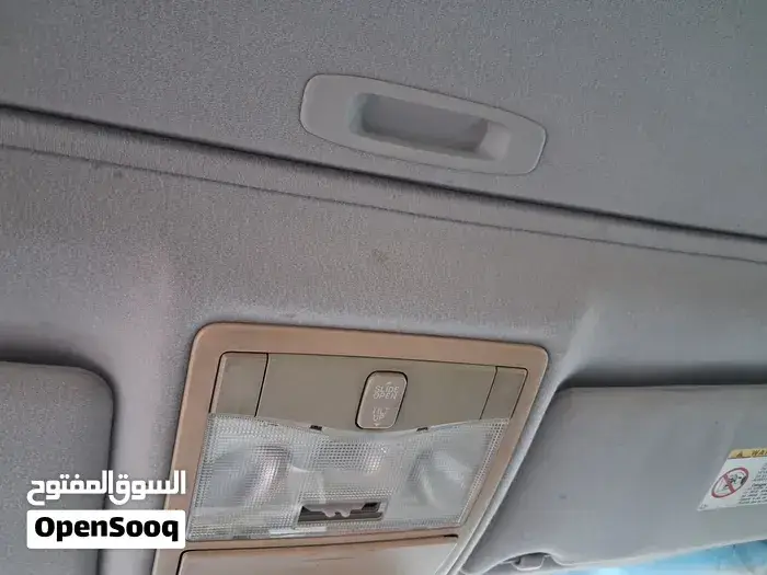Toyota Avalon 2005 photo 2
