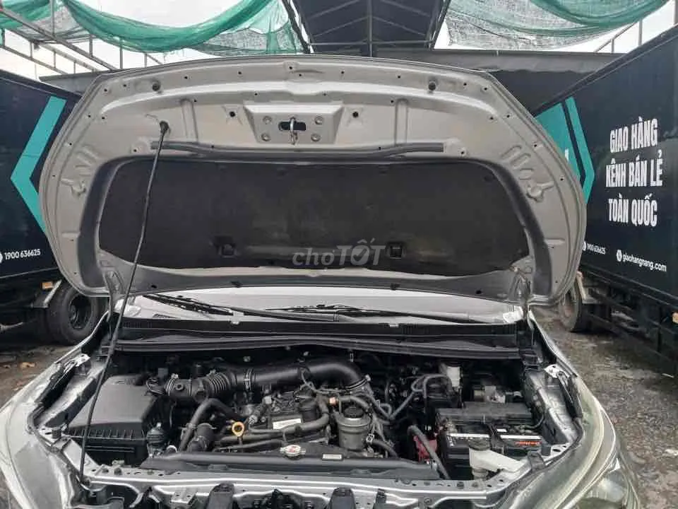 Toyota Innova 2017 photo 2
