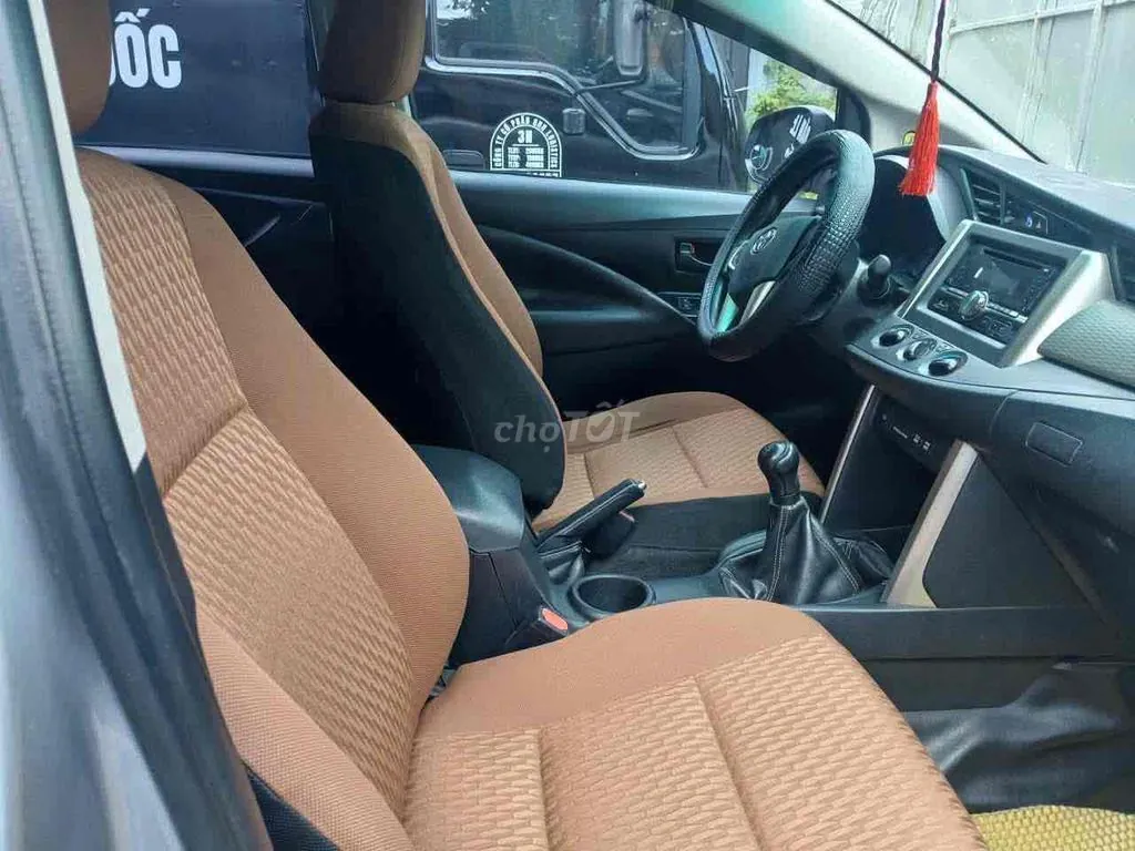 Toyota Innova 2017 photo 4