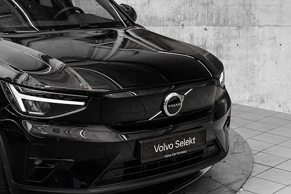 Volvo Ex40 2025 photo 2