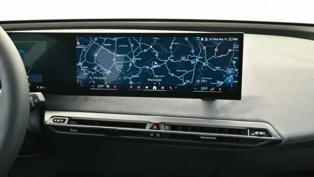 BMW Ix 2025 photo 3