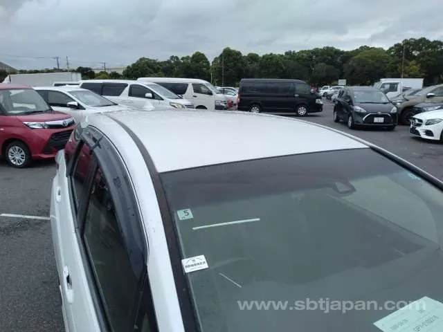 Honda Shuttle Hybrid 2019 photo 5