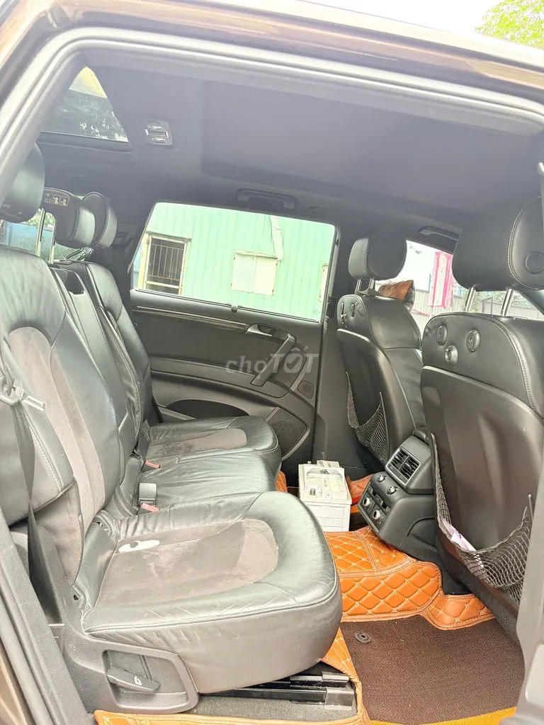 Audi Q7 2009 photo 2