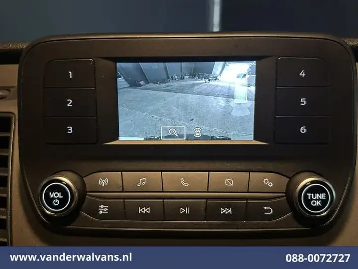 Ford Transit 2024 photo 2