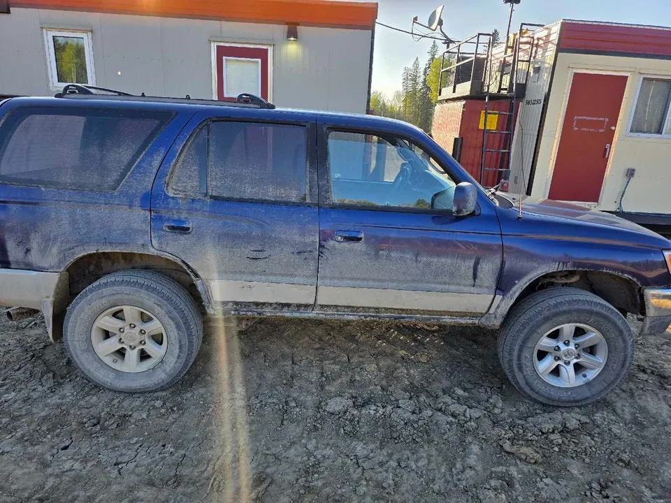 Toyota 4Runner 1996 photo 3
