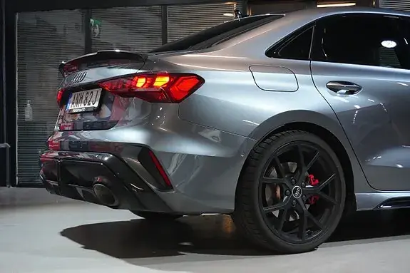 Audi Rs3 2025 photo 4