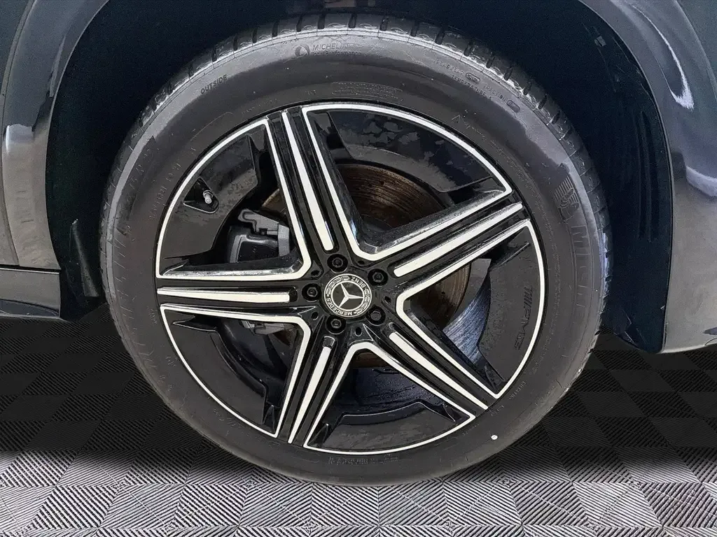 Mercedes-Benz Gle 2026 photo 2