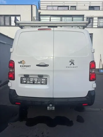Peugeot Expert Combi 2021 photo 2