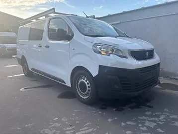 Peugeot Expert Combi 2021 photo 3