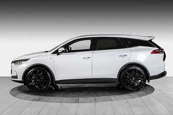 BYD Tang 2022 photo 4