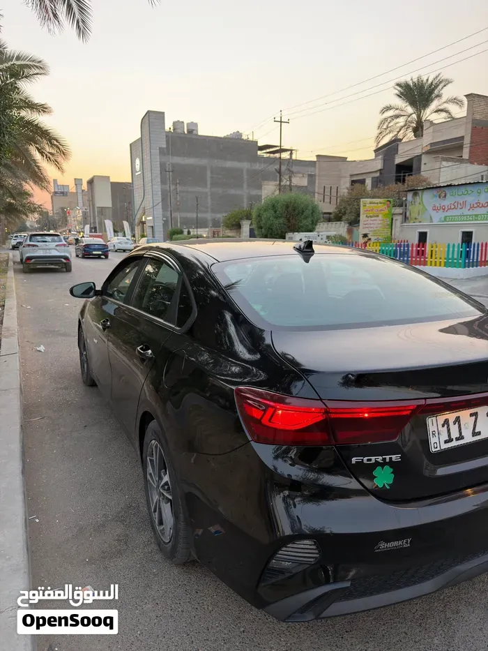 Kia Forte 2023 photo 2