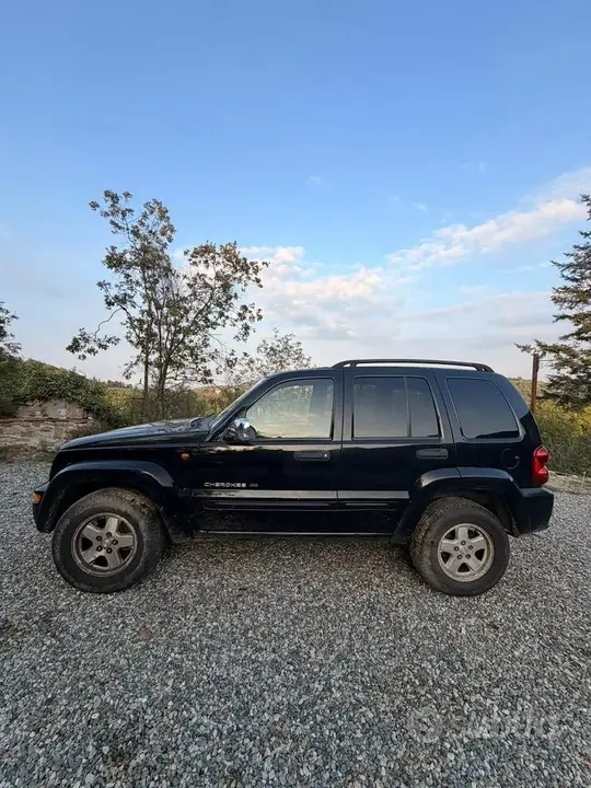 Jeep Cherokee 2003 photo 4