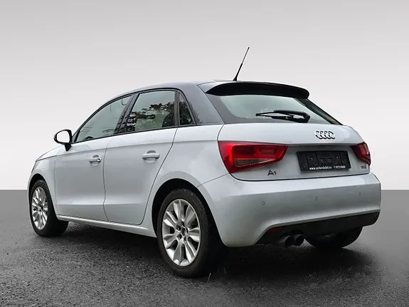 Audi A1 2013 photo 3