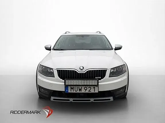 Skoda Octavia Scout 2016 photo 2