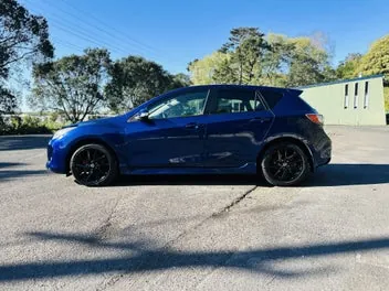 Mazda Axela 2012 photo 5