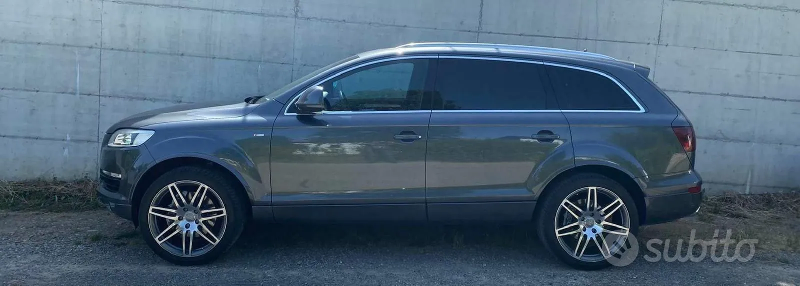 Audi Q7 2009 photo 2