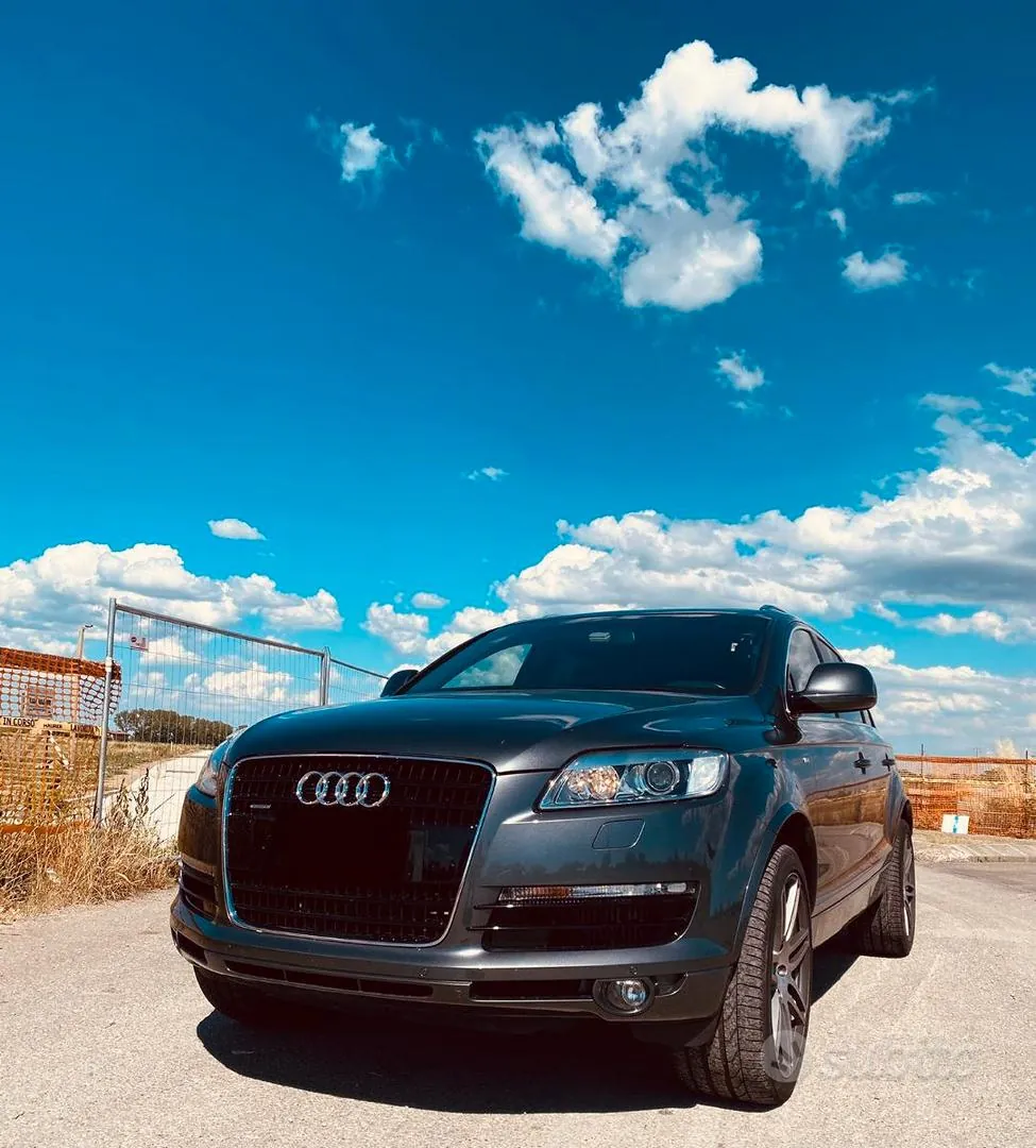 Audi Q7 2009 photo 3