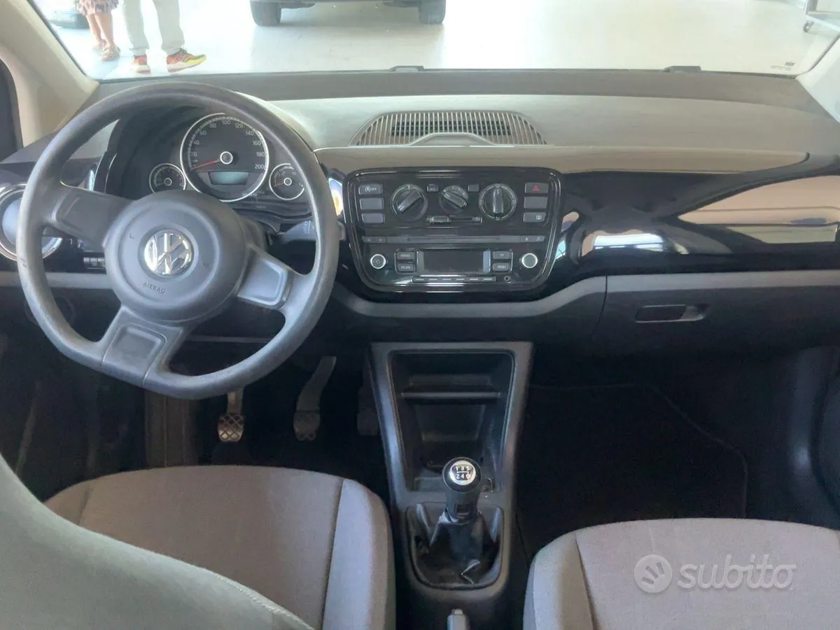 Volkswagen Up 2013 photo 3