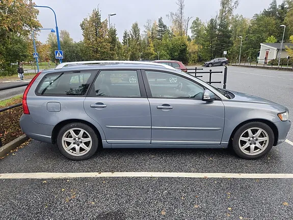 Volvo V50 2011 photo 3