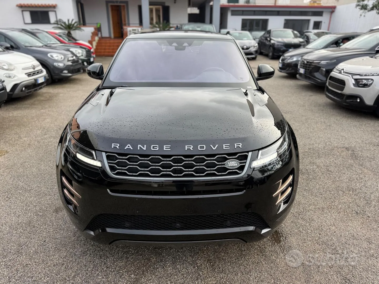 Land Rover Range Rover Evoque 2019 photo 2