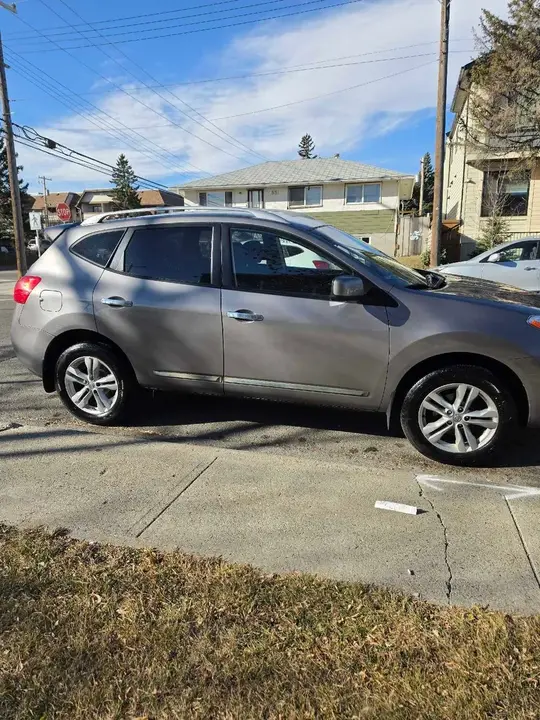 Nissan Rogue 2012 photo 2